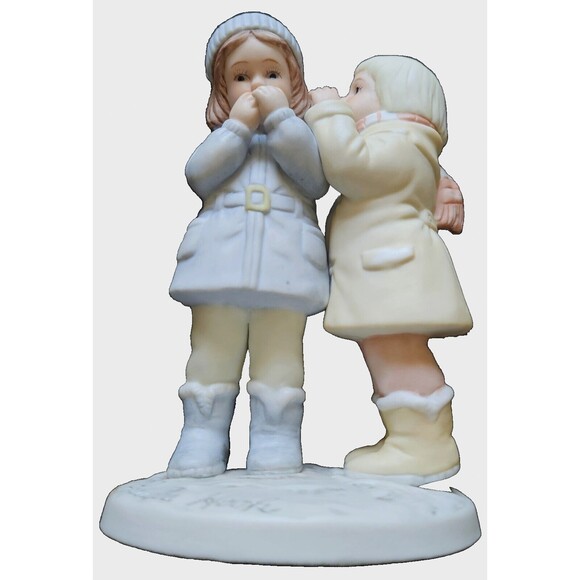 Adorable "DON'T TELL ANYONE" Frances Hook The Child's World Figurine - Picture 1 of 7
